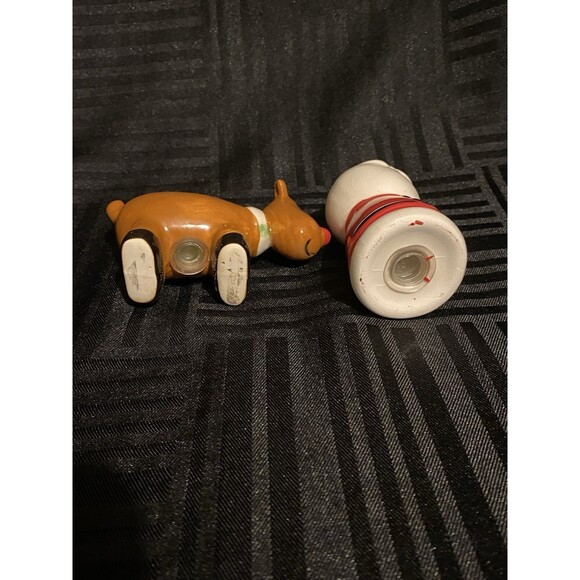 Vintage Holly Jolly Christmas Santa and Reindeer Salt and pepper Shakers - Picture 5 of 7